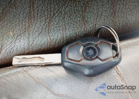 2004 BMW 330Ci z USA, uszkodzony, nr VIN WBABD53464PL15372